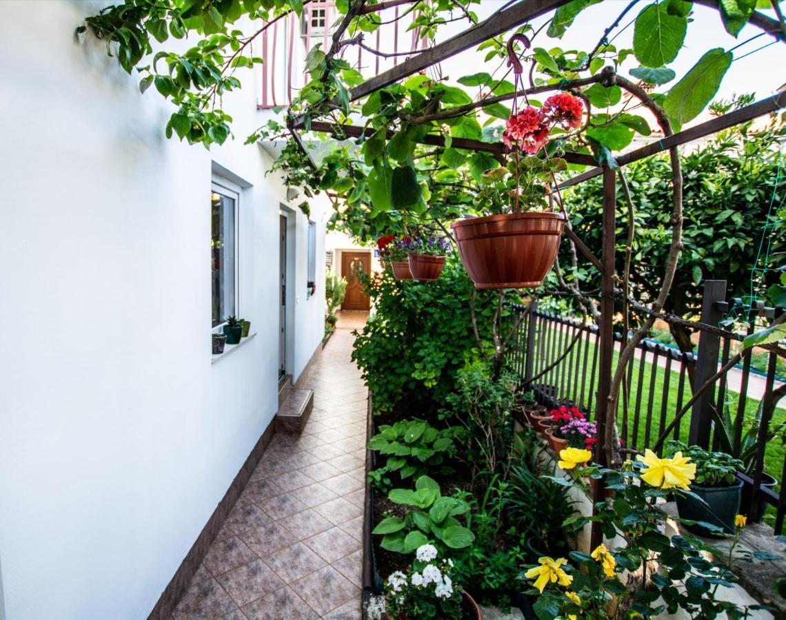 Apartments Lea Porec Poreč Exterior foto