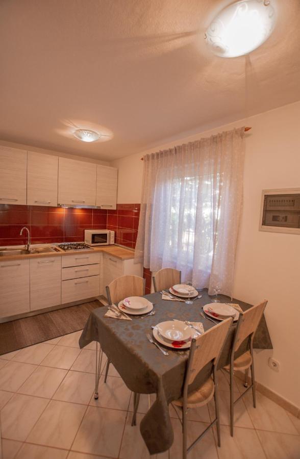 Apartments Lea Porec Poreč Exterior foto